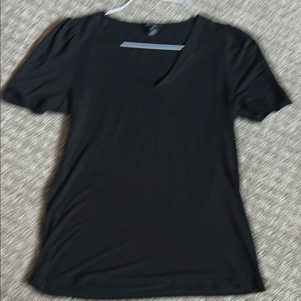 RW&CO. Classic Black Short Sleeve Top